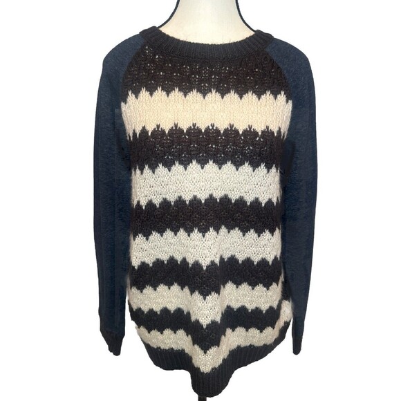 Women’s Joe Fresh Striped Crew Neck Sweatshirt Sweater Color Block Sz L - Picture 1 of 10